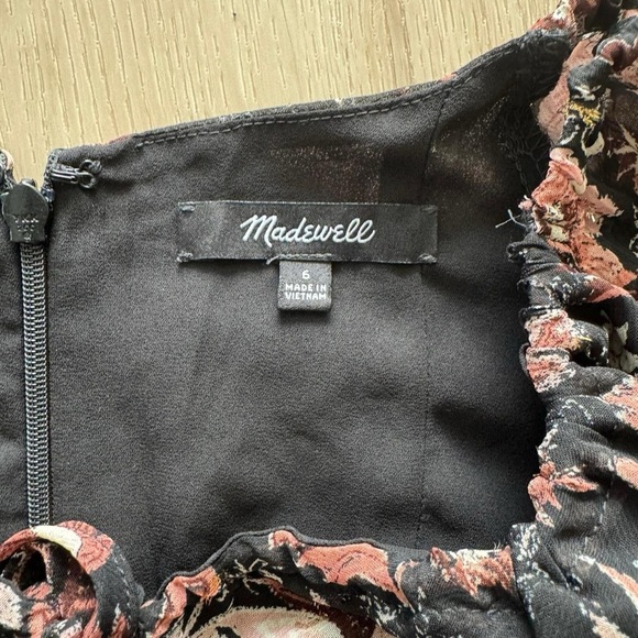 Madewell Long Sleeve Dress in Black Floral - Picture 5 of 7